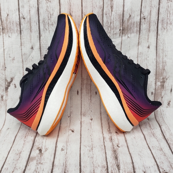 NEW Saucony Endorphin Pro Running Shoes - Picture 5 of 7